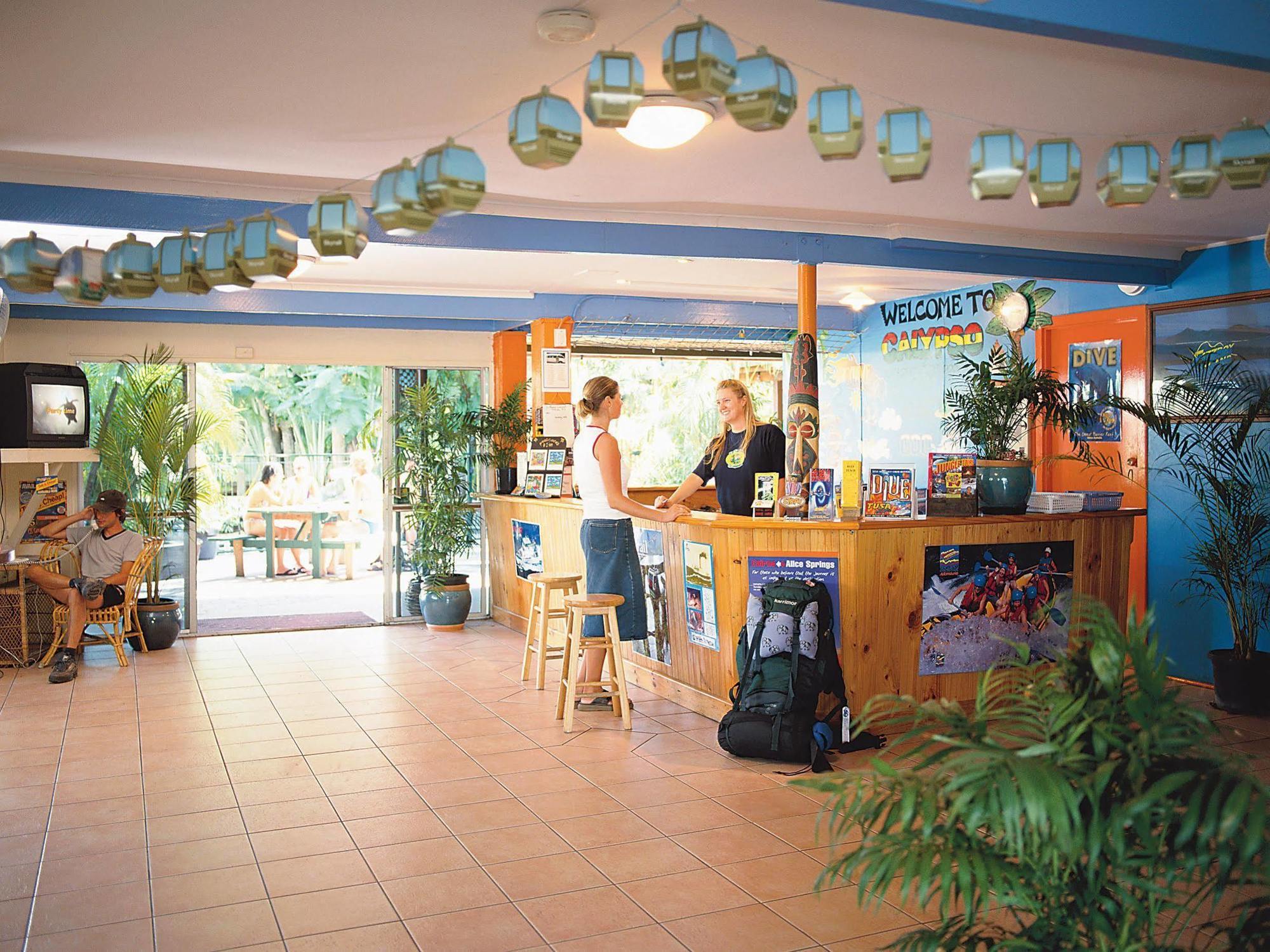 Why Not Backpackers Hostel Cairns Exterior photo